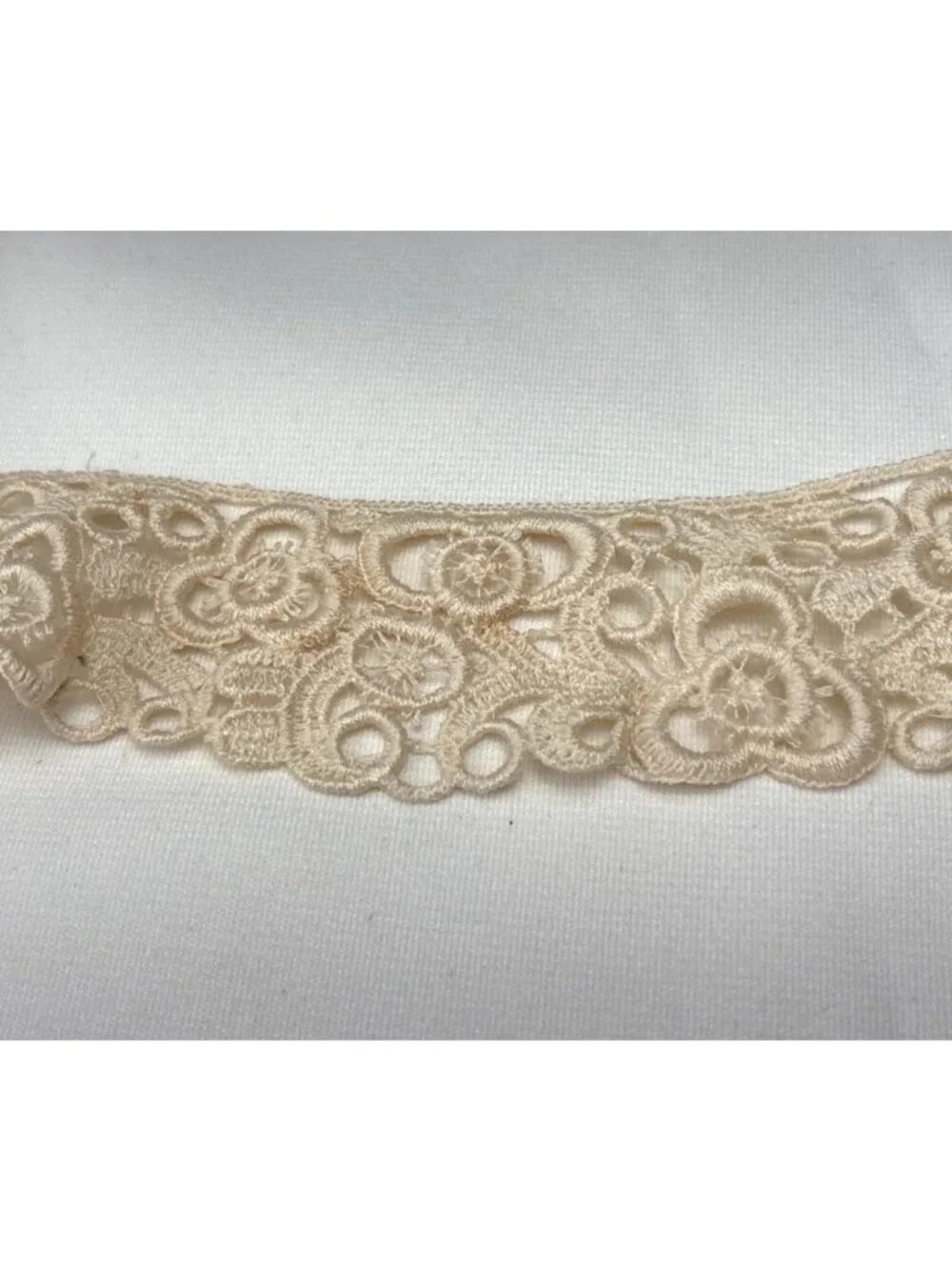 Floral Lace Trim Beige 1.5